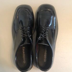 Gateway men’s suit/tuxedo shoes